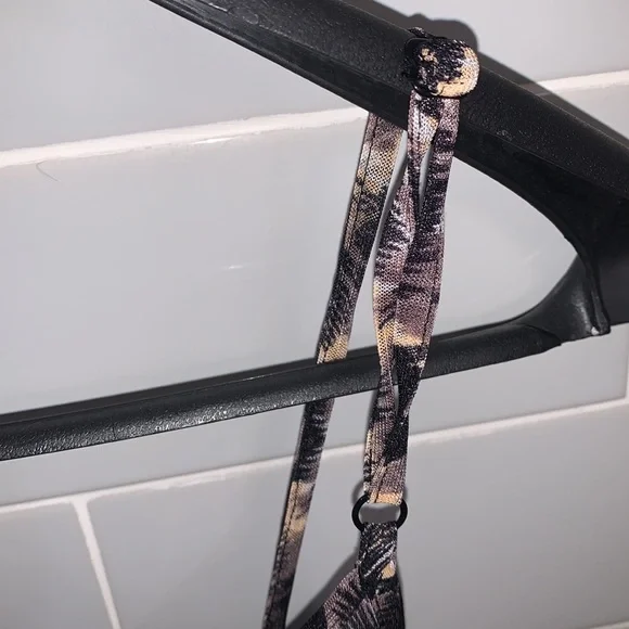 Layered Ruffle Front Top - Picture 12 of 14